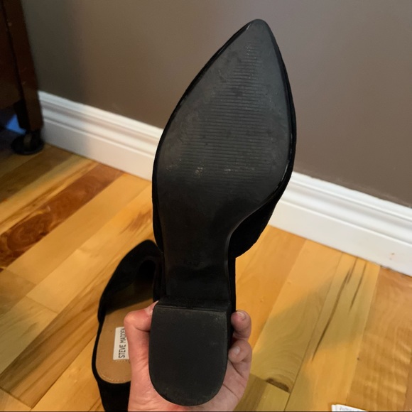 Steve Madden pointed toe heeled shoes. - Picture 5 of 9